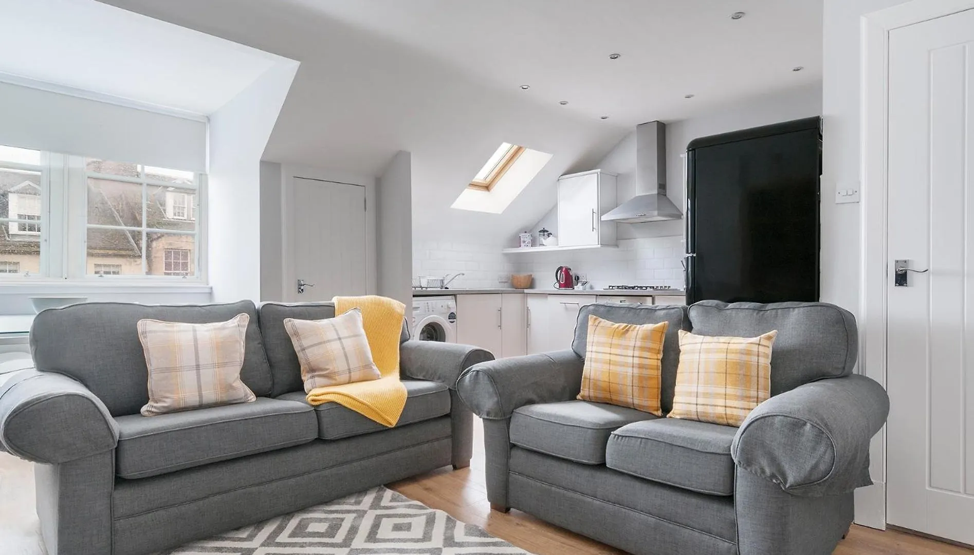 High Street Apartment location
