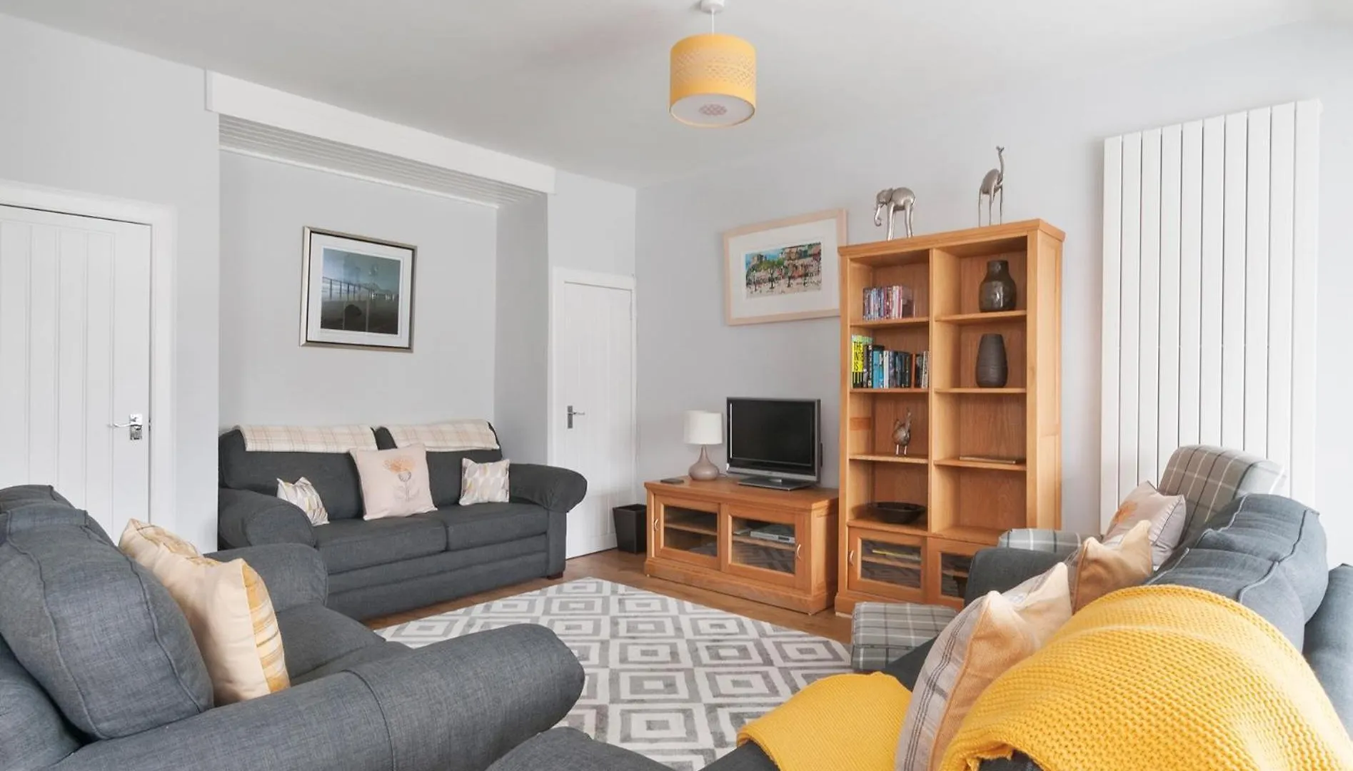High Street Apartment Edimburgo 0*,